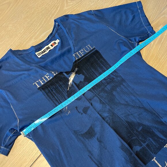 Literature Noir RARE Tee Womens Medium Blue Pulp Fiction Foil THE BEAUTIFUL FALL - Picture 7 of 12